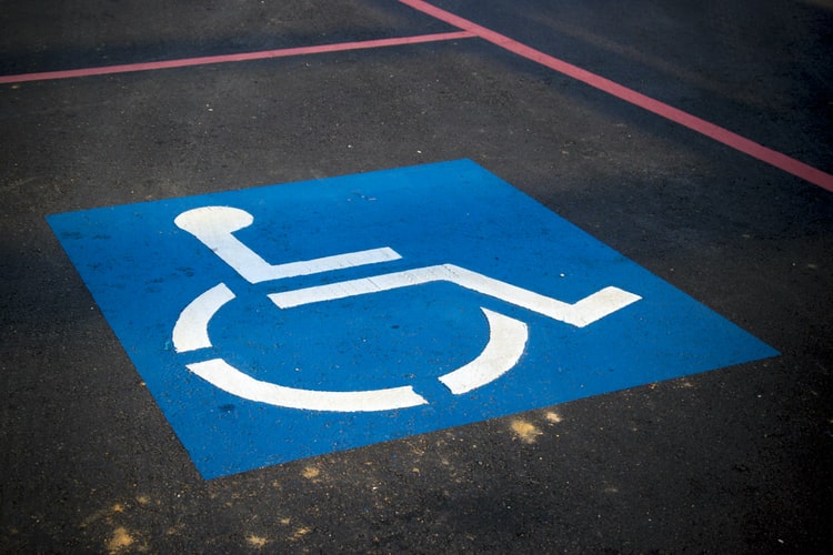 logo parcheggio disabili.jpg